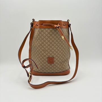 Le Seau Celine