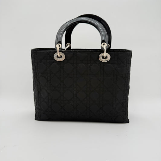 Le Lady Dior