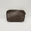 La Trousse de Toilette 23