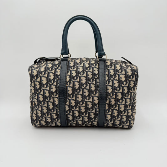 Le Trotter Boston 30