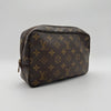 La Trousse de Toilette 23