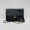 CHANEL Vintage Classic Flap - Cuir d'agneau matelassé noir - Bijouterie dorée