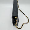CHANEL Vintage Classic Flap - Cuir d'agneau matelassé noir - Bijouterie dorée