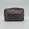 La Trousse de Toilette 23