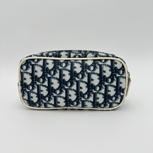 La Trousse de Toilette
