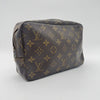 La Trousse de Toilette 23