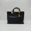Lady Dior Noir Cannage en Cuir d’Agneau et Bijouterie Dorée