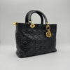Lady Dior Noir Cannage en Cuir d’Agneau et Bijouterie Dorée