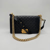 Chanel Boy Noir – Cuir de Veau – Bijouterie Dorée